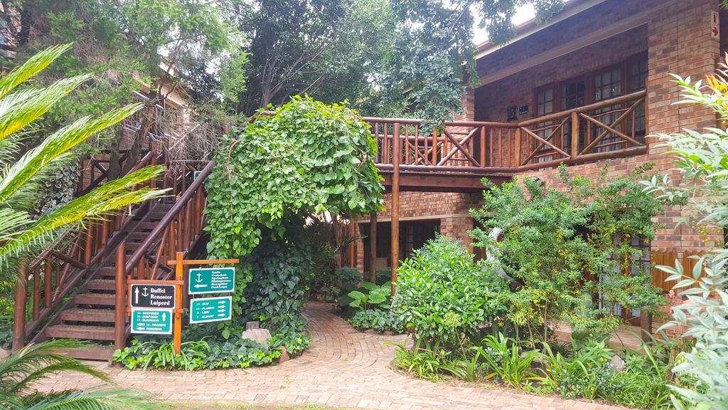 Aark Guest Lodge Vanderbijlpark Exterior photo